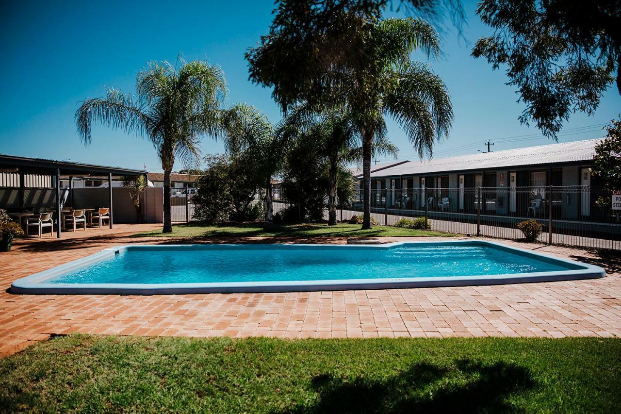 Kalgoorlie Overland Motel Buitenkant foto